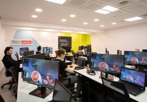 İTÜ ARI Teknokent bünyesinde Lenovo iş birliği ile kurulan yazılım laboratuvarı girişimcileri geleceğe hazırlayacak