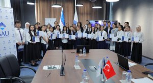 "Kızlar için Yapay Zeka"